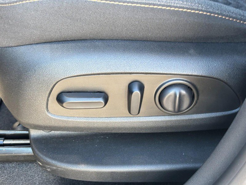 Certified 2024 Chevrolet Equinox LT w/ LPO, Floor Liner Package image 15