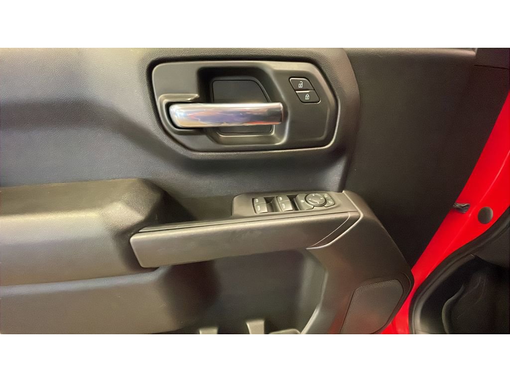 Used 2023 Chevrolet Silverado 1500 Custom image 10