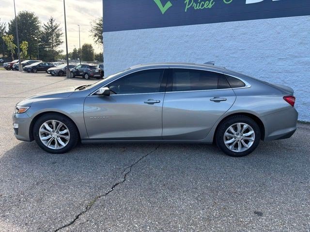 Used 2024 Chevrolet Malibu LT FWD image 2
