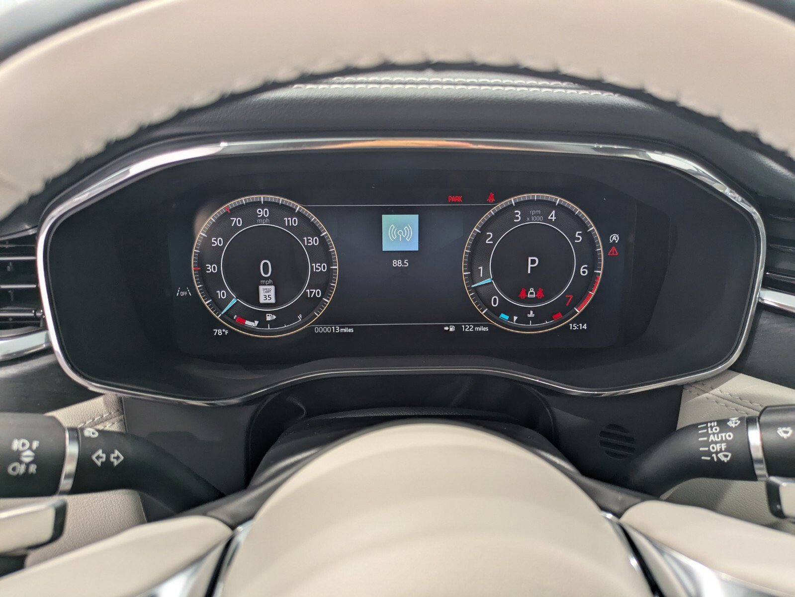 New 2026 Jaguar F-PACE R-Dynamic S image 16