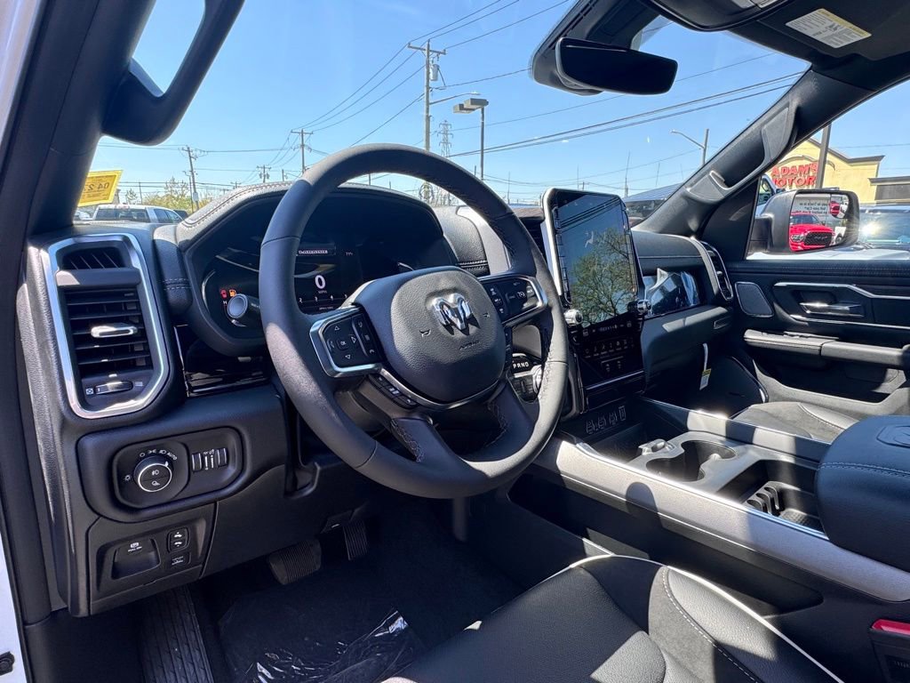 New 2026 RAM 1500 Laramie AWD/4WD image 13