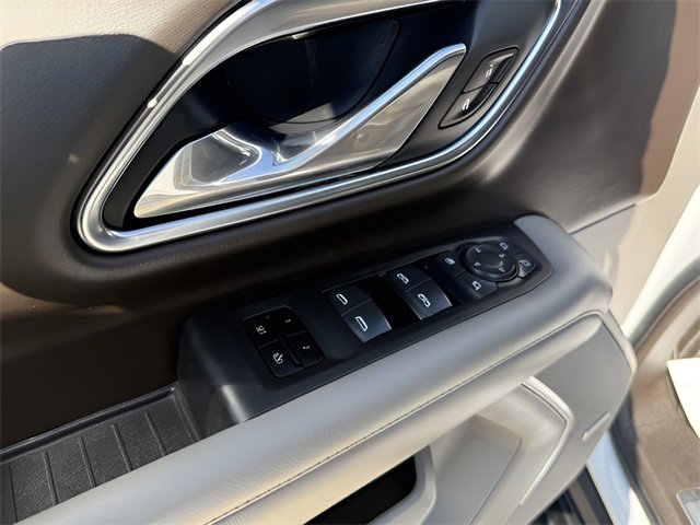 Used 2021 Chevrolet Tahoe LT w/ Luxury Package image 17