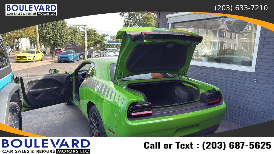 Used 2017 Dodge Challenger GT w/ GT Interior Package image 29