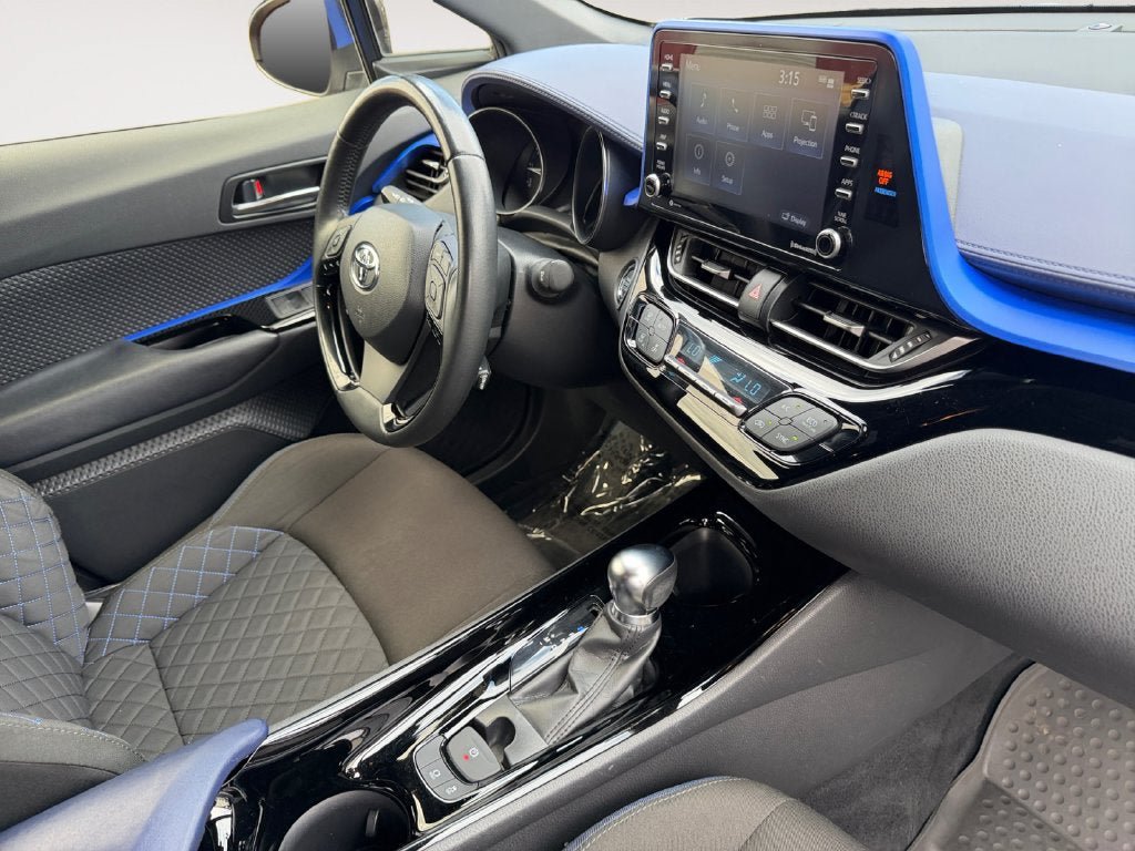 Used 2021 Toyota C-HR XLE FWD image 26