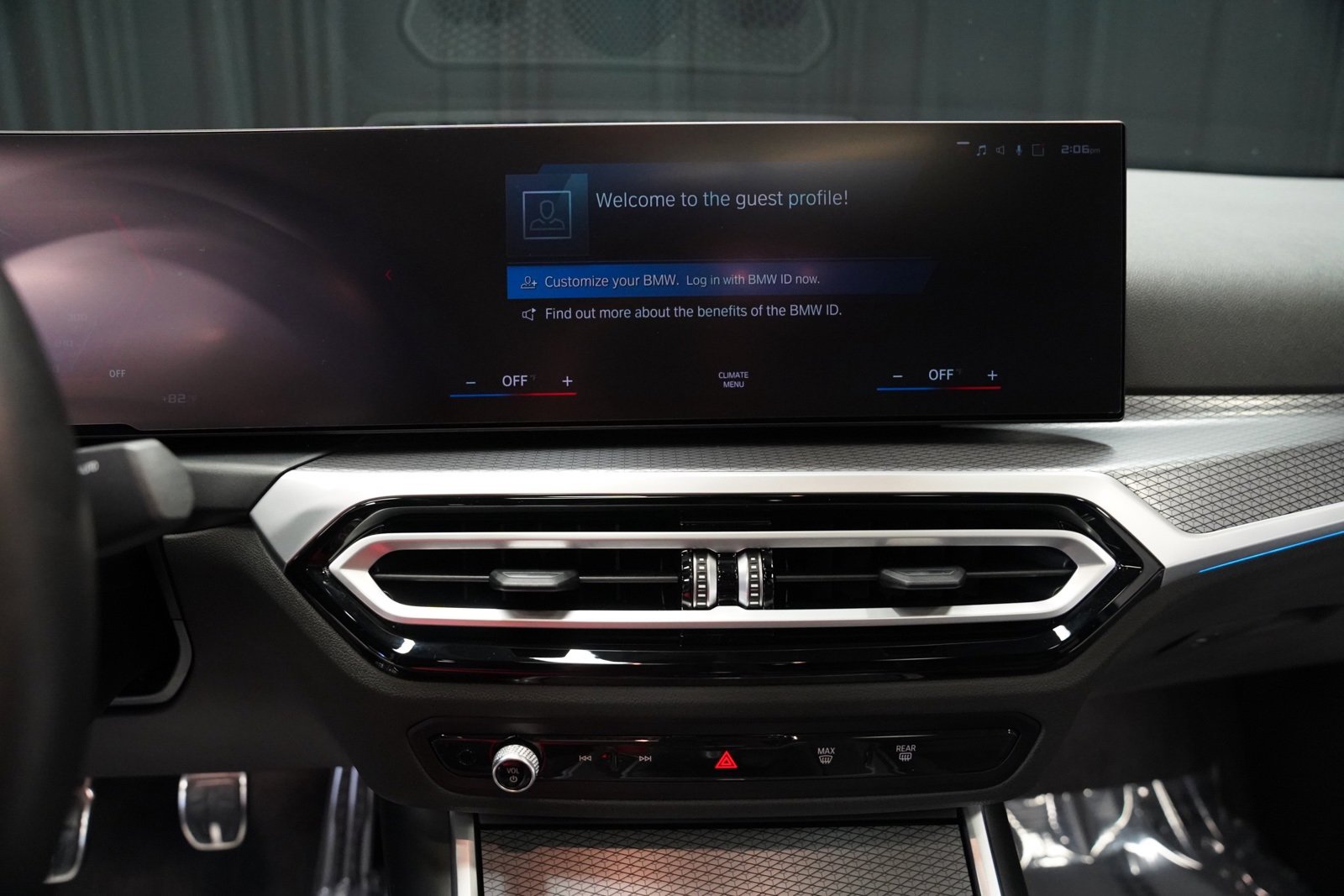 Used 2024 BMW M2 w/ Lighting Package image 28