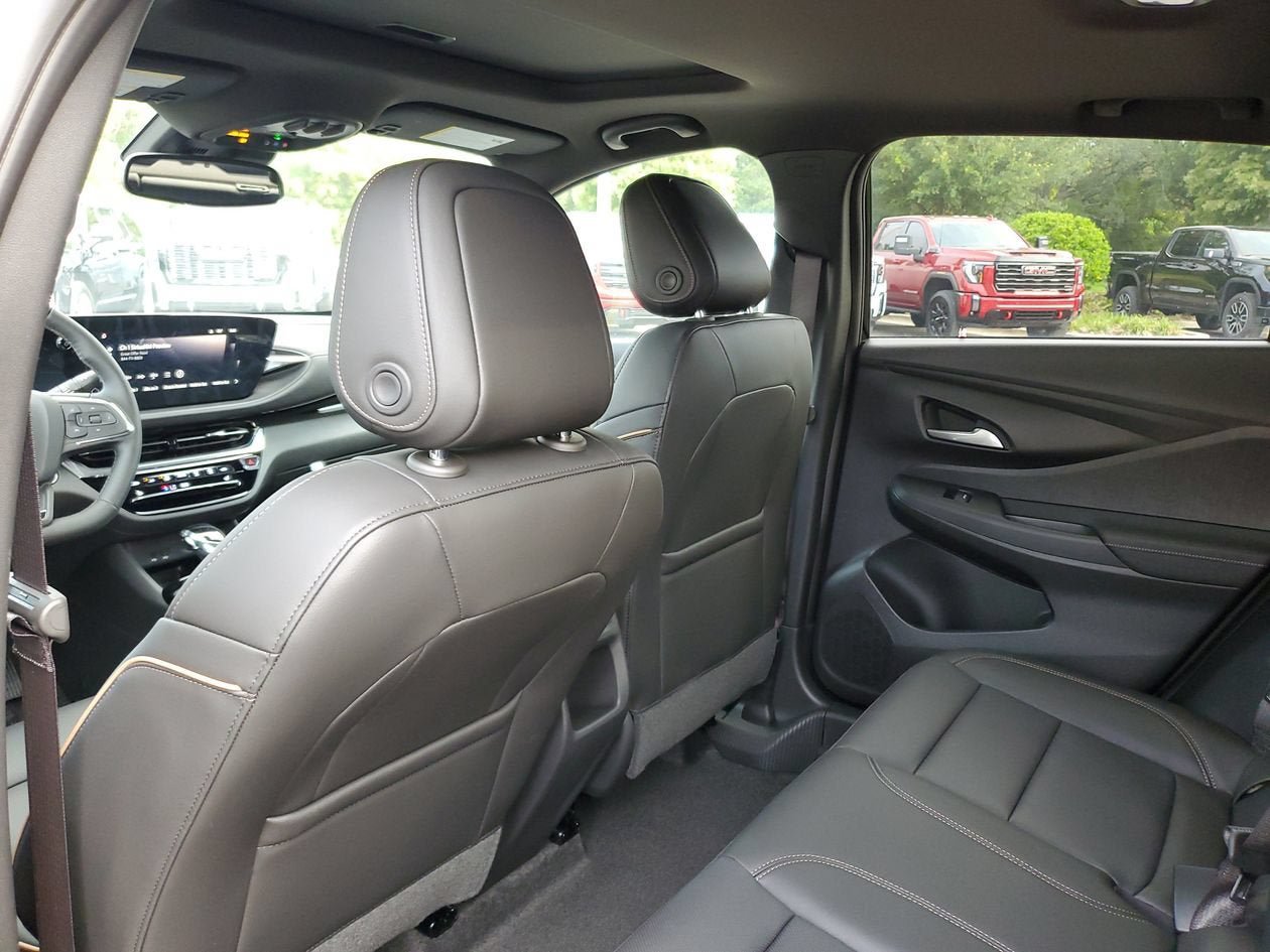New 2026 Buick Envista Sport Touring FWD image 9