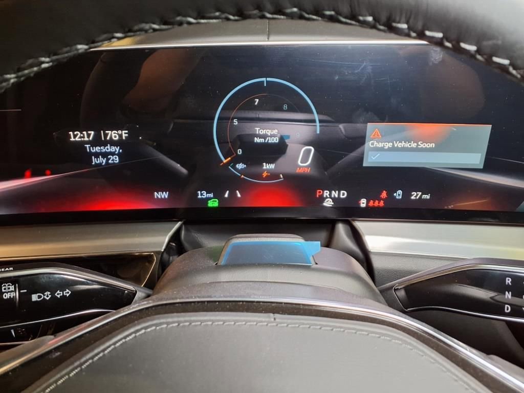 New 2026 Cadillac Lyriq V w/ Exterior Carbon Fiber Package AWD/4WD image 19