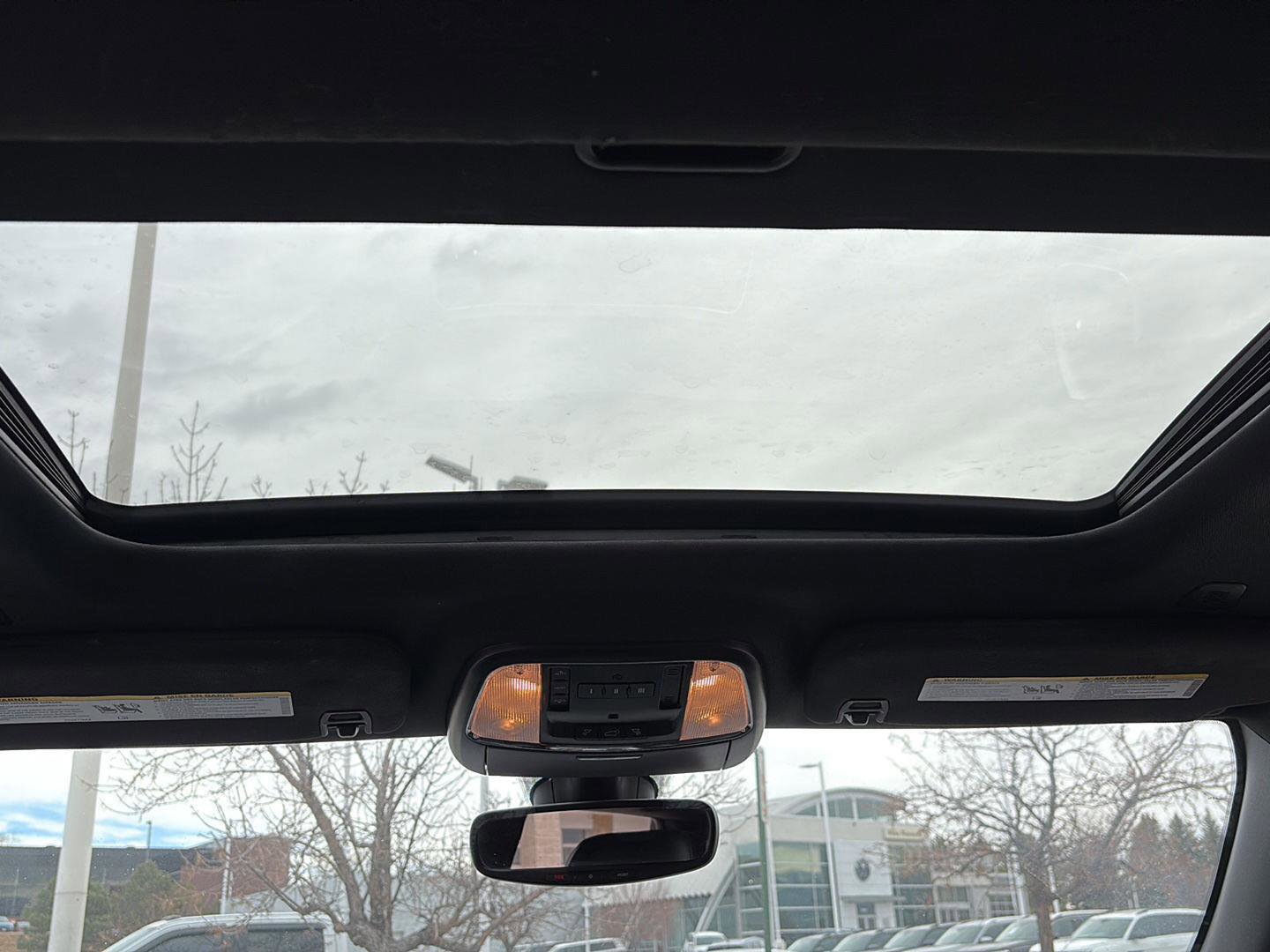 Used 2019 Jeep Grand Cherokee Limited image 17