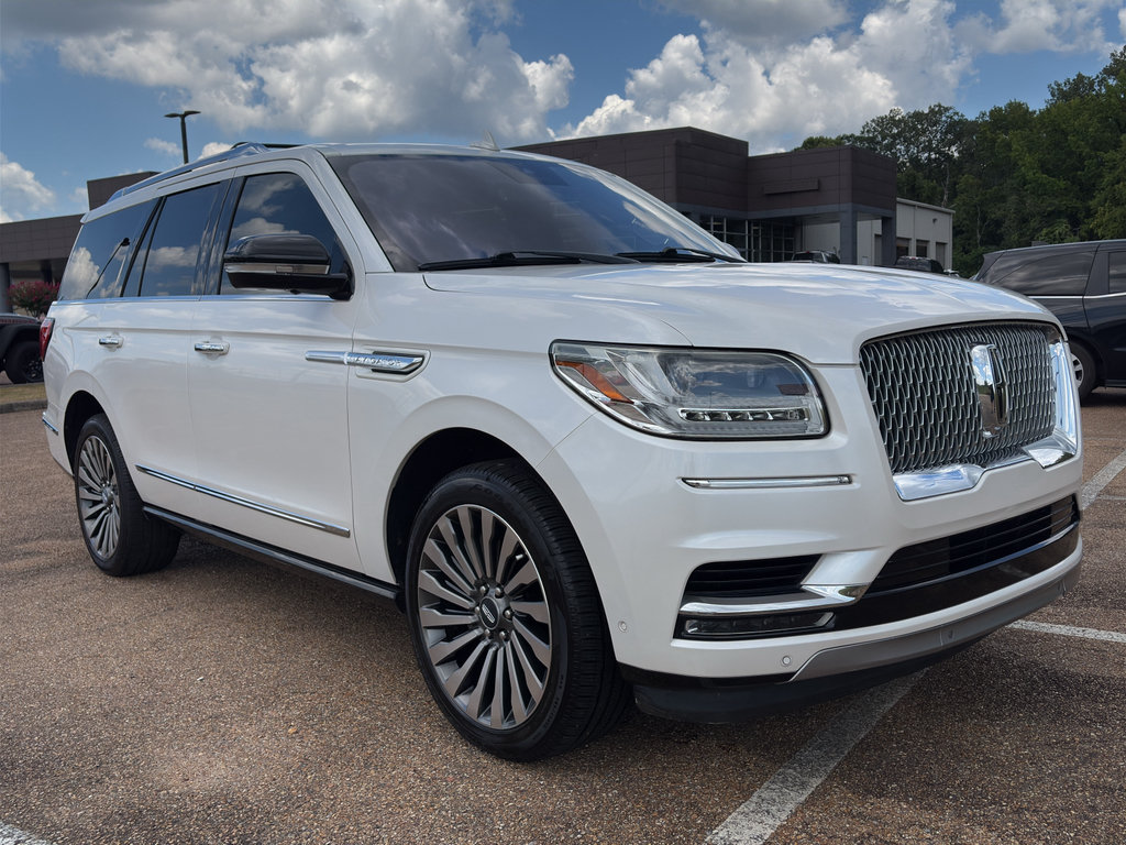 Used 2019 Lincoln Navigator Reserve w/ Cargo Package AWD/4WD image 1