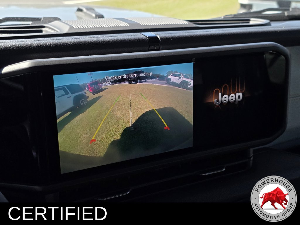 Used 2025 Jeep Wrangler Sport AWD/4WD image 24