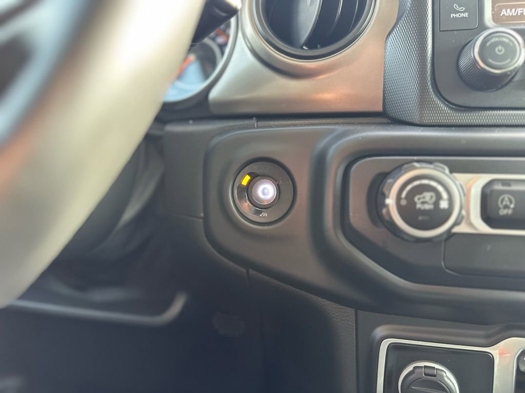 Used 2020 Jeep Wrangler Sport S image 26