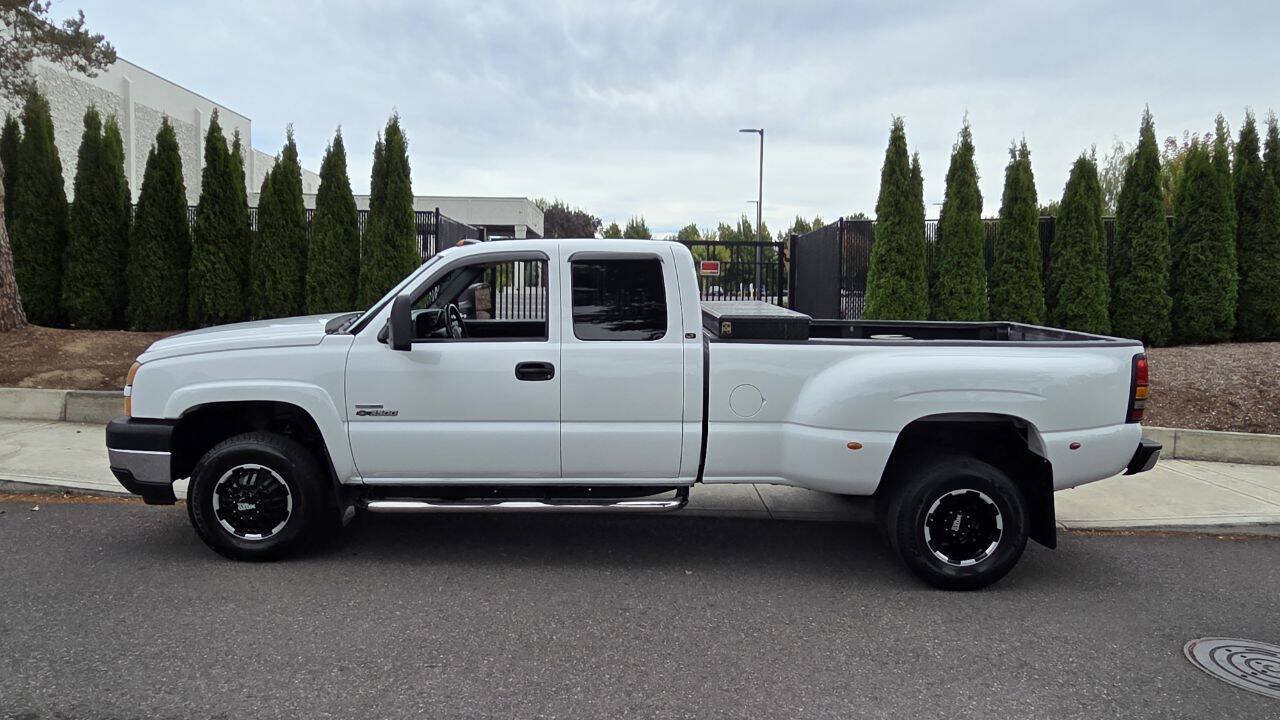 Used 2006 Chevrolet Silverado 3500 LT w/ Heavy-Duty Power Package RWD image 8