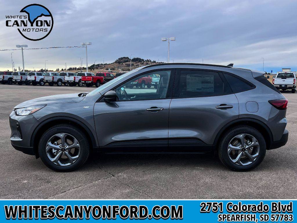 New 2026 Ford Escape ST-Line w/ Tech Pack #1 AWD/4WD image 2