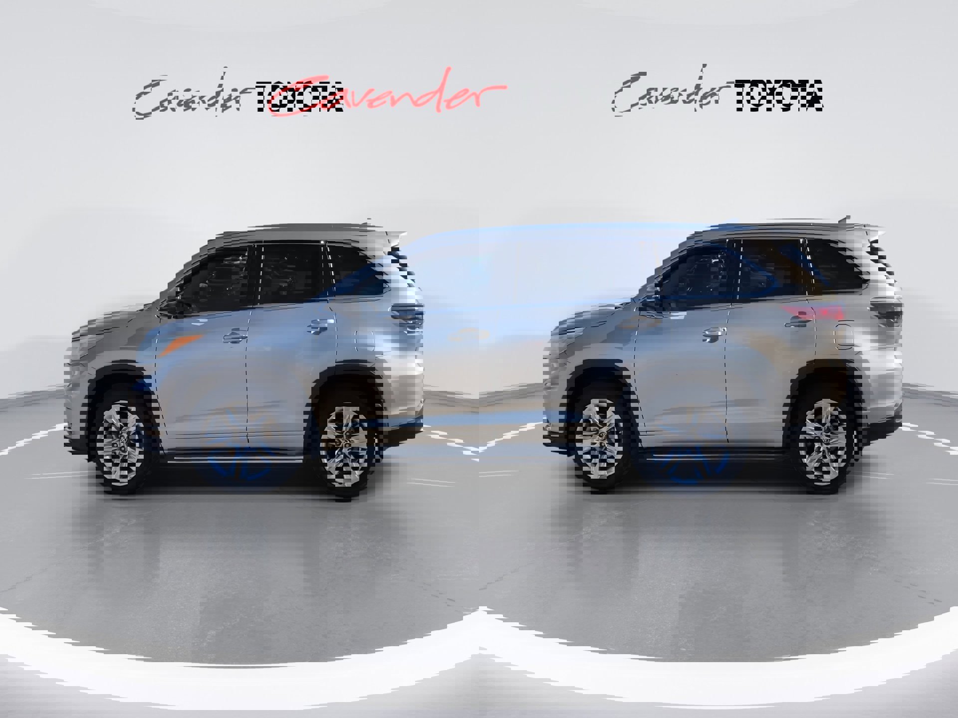 Used 2016 Toyota Highlander Limited Platinum image 5