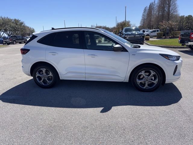 Used 2023 Ford Escape ST-Line w/ Tech Pack #1 image 4