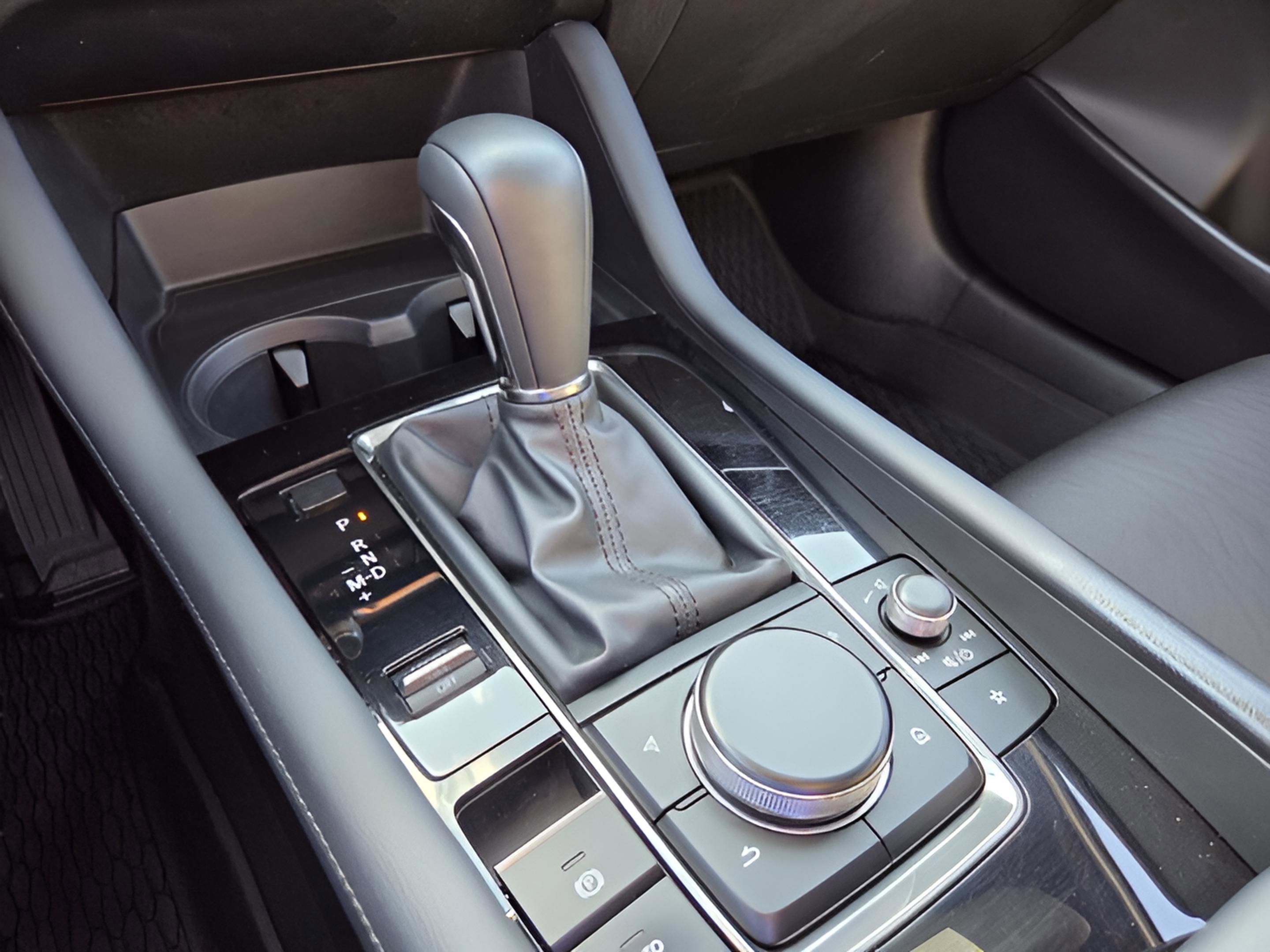 Used 2023 MAZDA MAZDA3 Hatchback w/ Appearance Package image 16