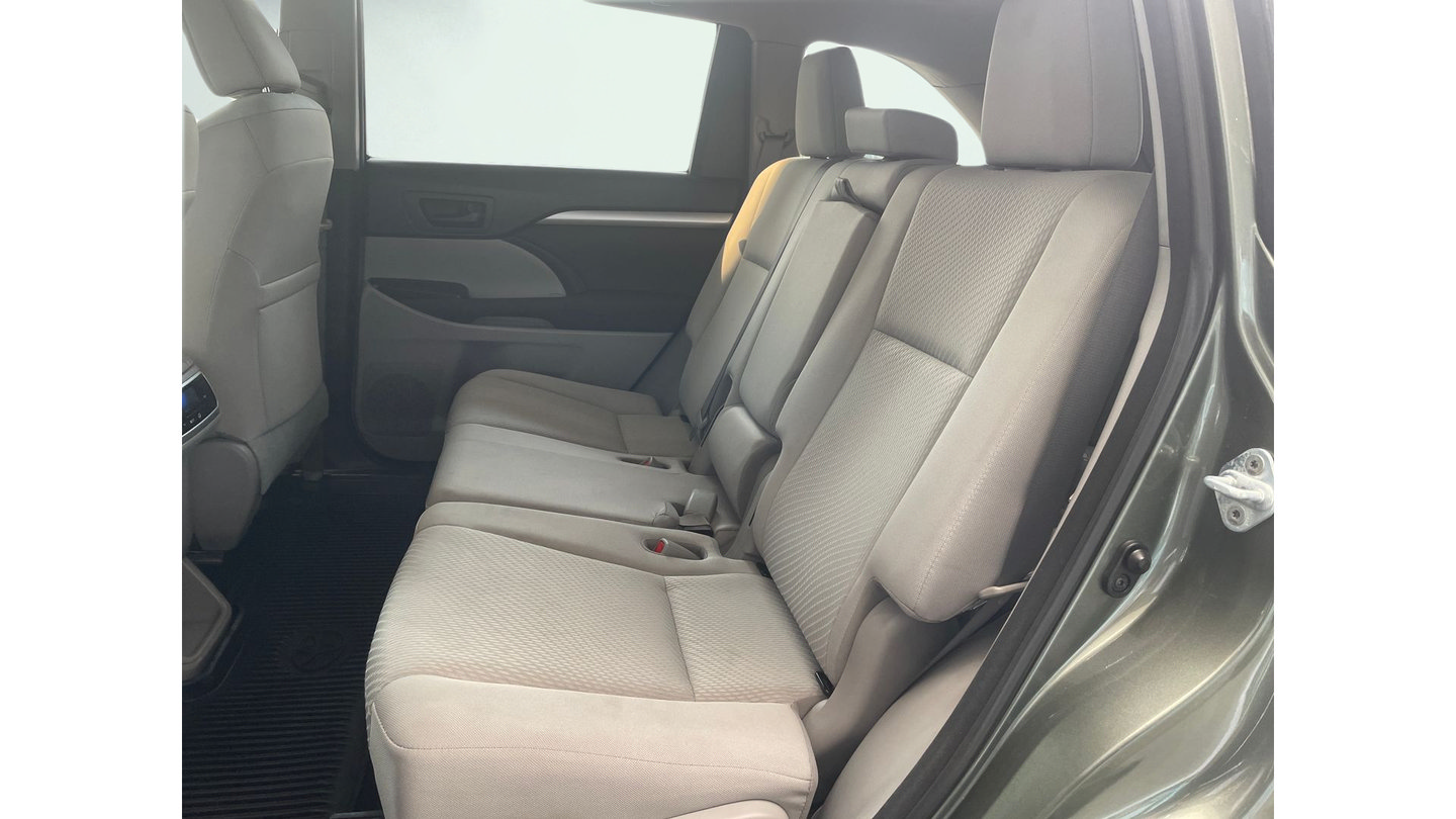 Certified 2017 Toyota Highlander LE AWD/4WD image 13