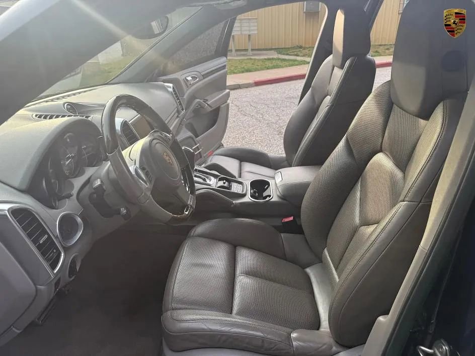 Used 2012 Porsche Cayenne S image 12