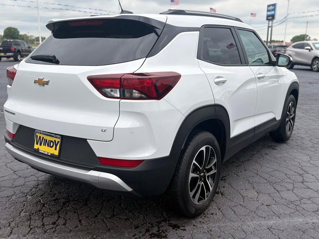 Used 2025 Chevrolet TrailBlazer LT FWD image 5