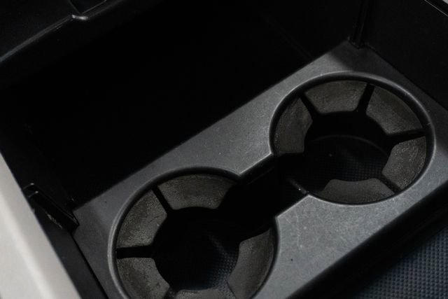 Used 2010 Honda Pilot Touring image 32