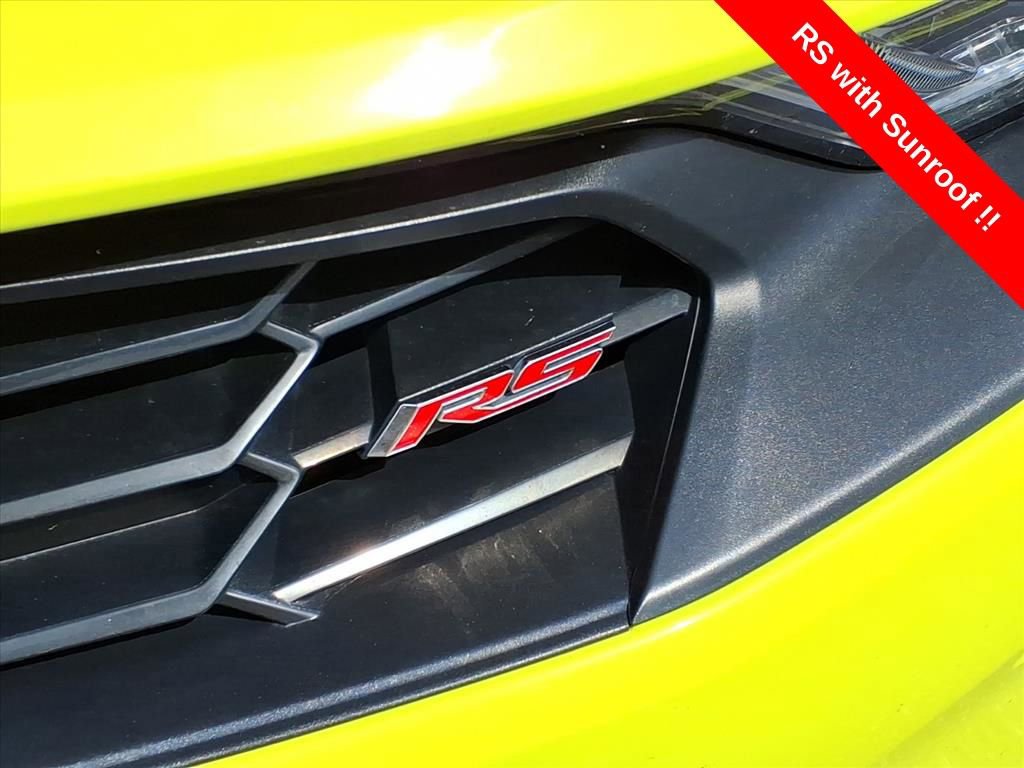 Used 2021 Chevrolet Camaro LT w/ RS Package image 9