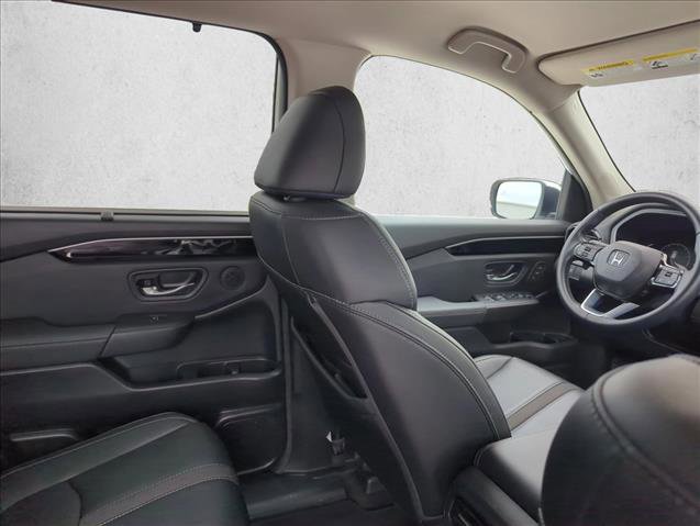 Used 2025 Honda Pilot EX-L image 21