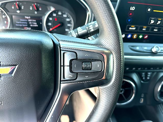 Used 2026 Chevrolet Blazer LT FWD image 24