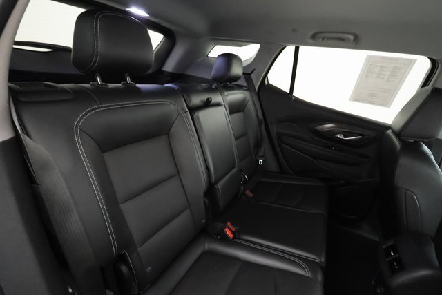 Used 2023 GMC Terrain SLT image 23