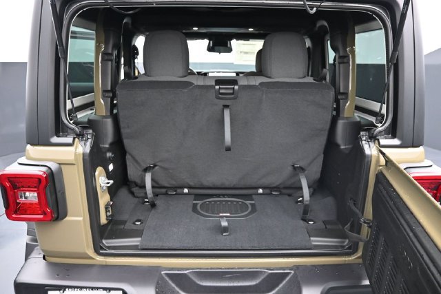 New 2026 Jeep Wrangler Sport AWD/4WD image 38