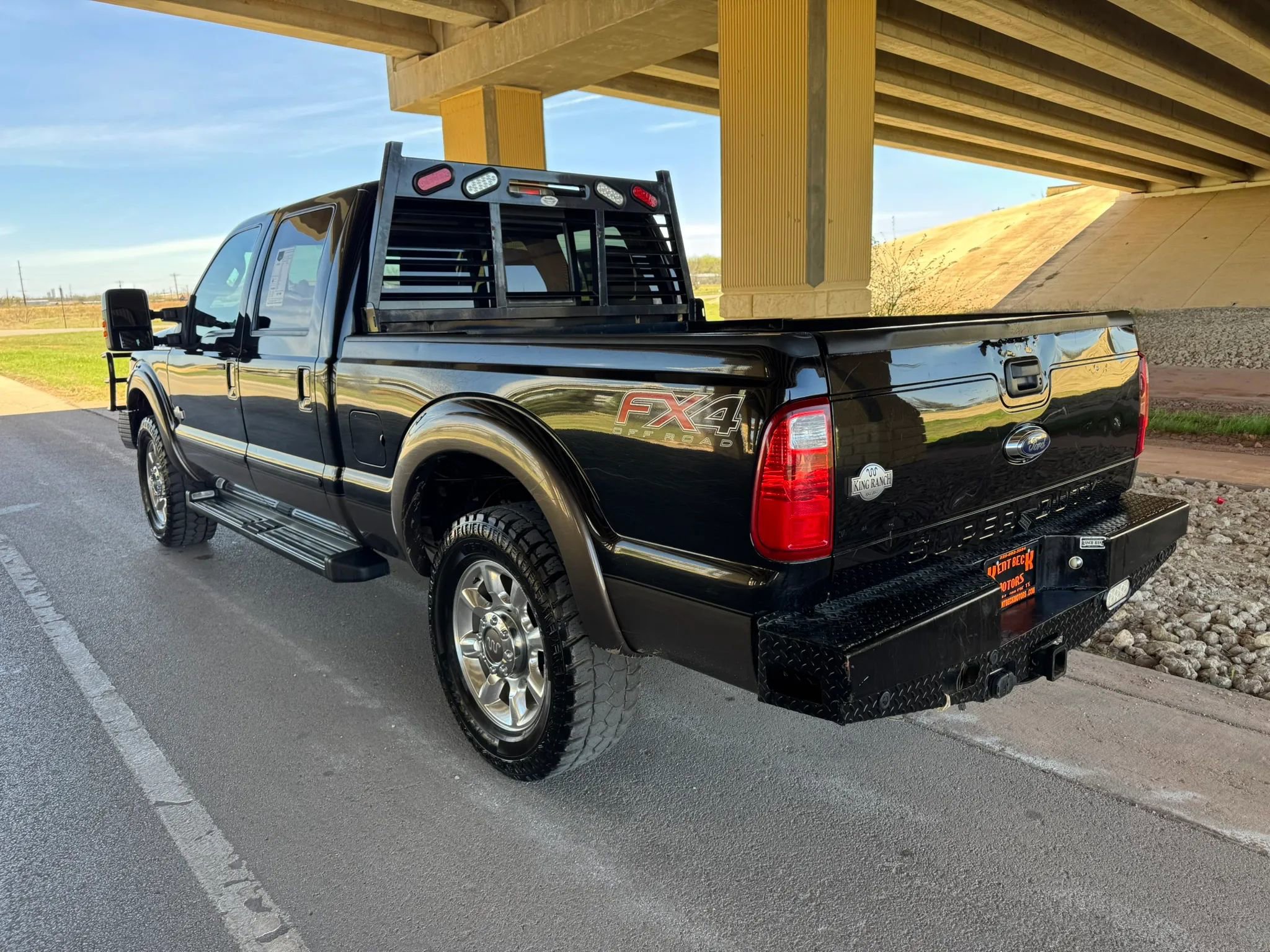 Used 2016 Ford F250 King Ranch w/ FX4 Off-Road Package image 5