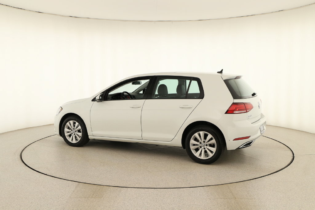 Used 2018 Volkswagen Golf SE FWD image 3