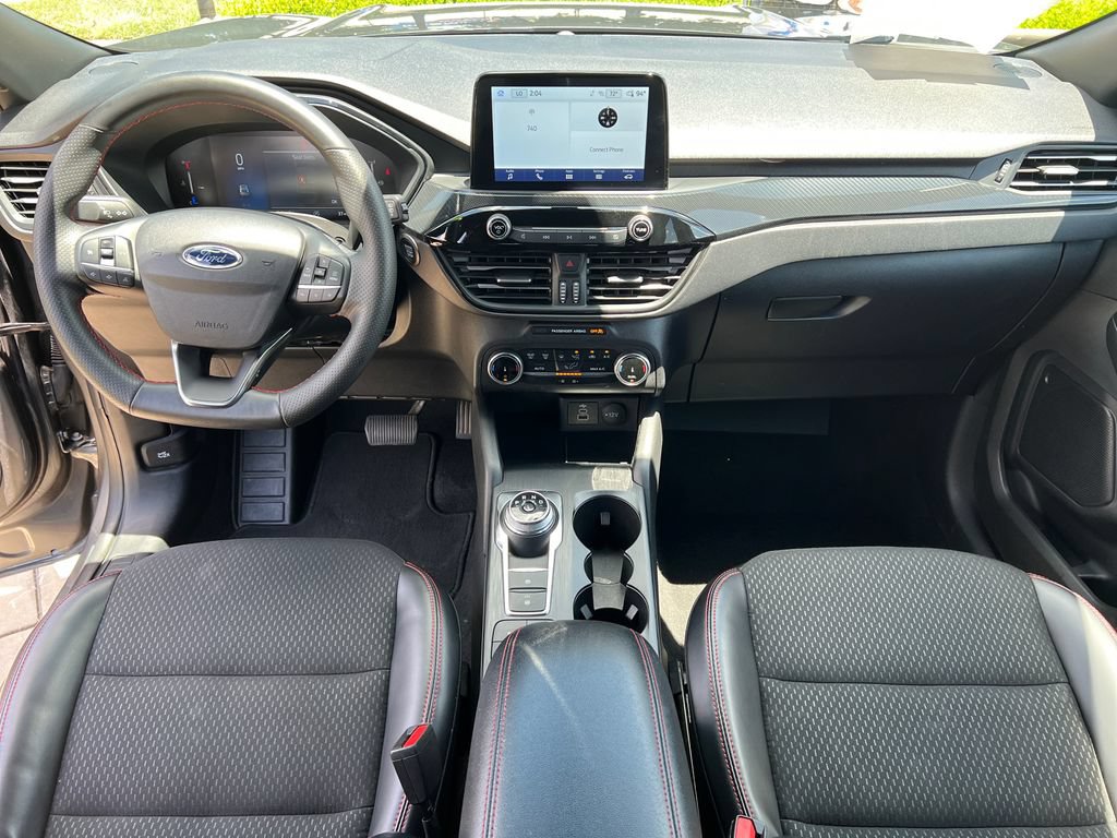 Used 2025 Ford Escape ST-Line FWD image 22
