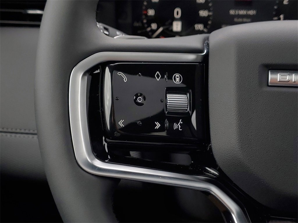 New 2026 Land Rover Discovery Sport Landmark image 16