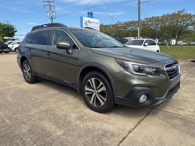 Used 2018 Subaru Outback 2.5i Limited AWD/4WD image 3