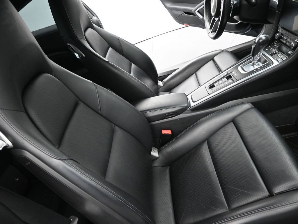 Used 2017 Porsche 911 Carrera S image 11