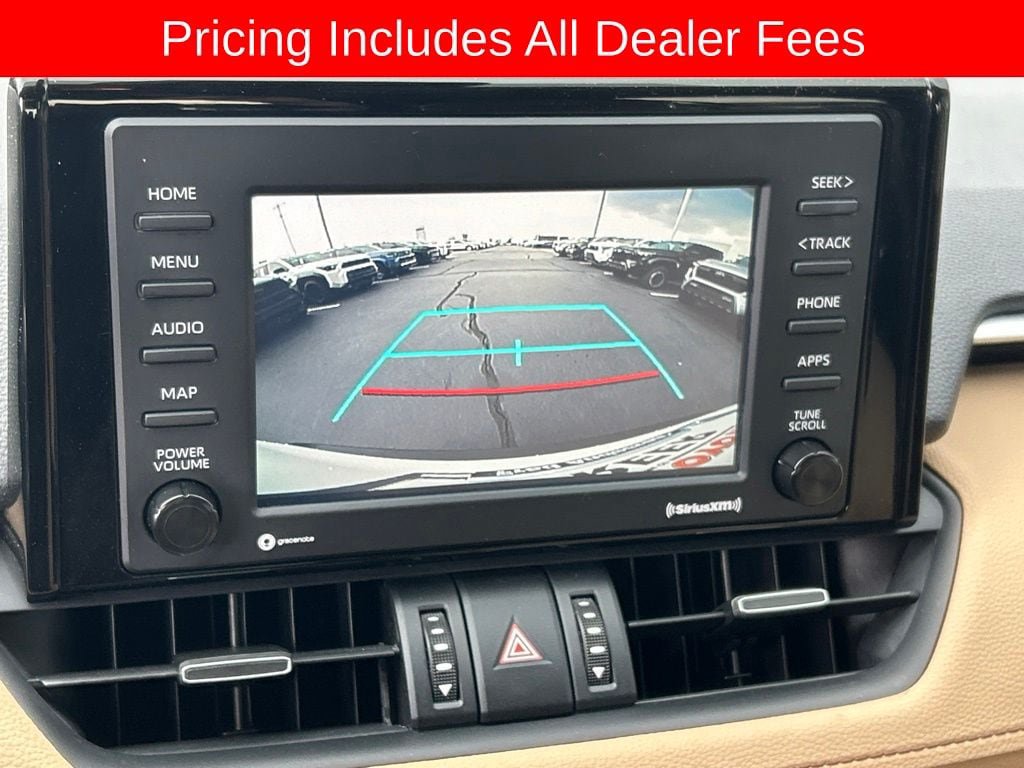 Used 2020 Toyota RAV4 XLE Premium FWD image 12