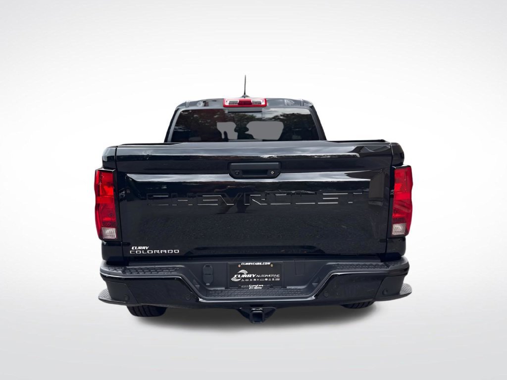 Used 2024 Chevrolet Colorado Trail Boss w/ Technology Package AWD/4WD image 6