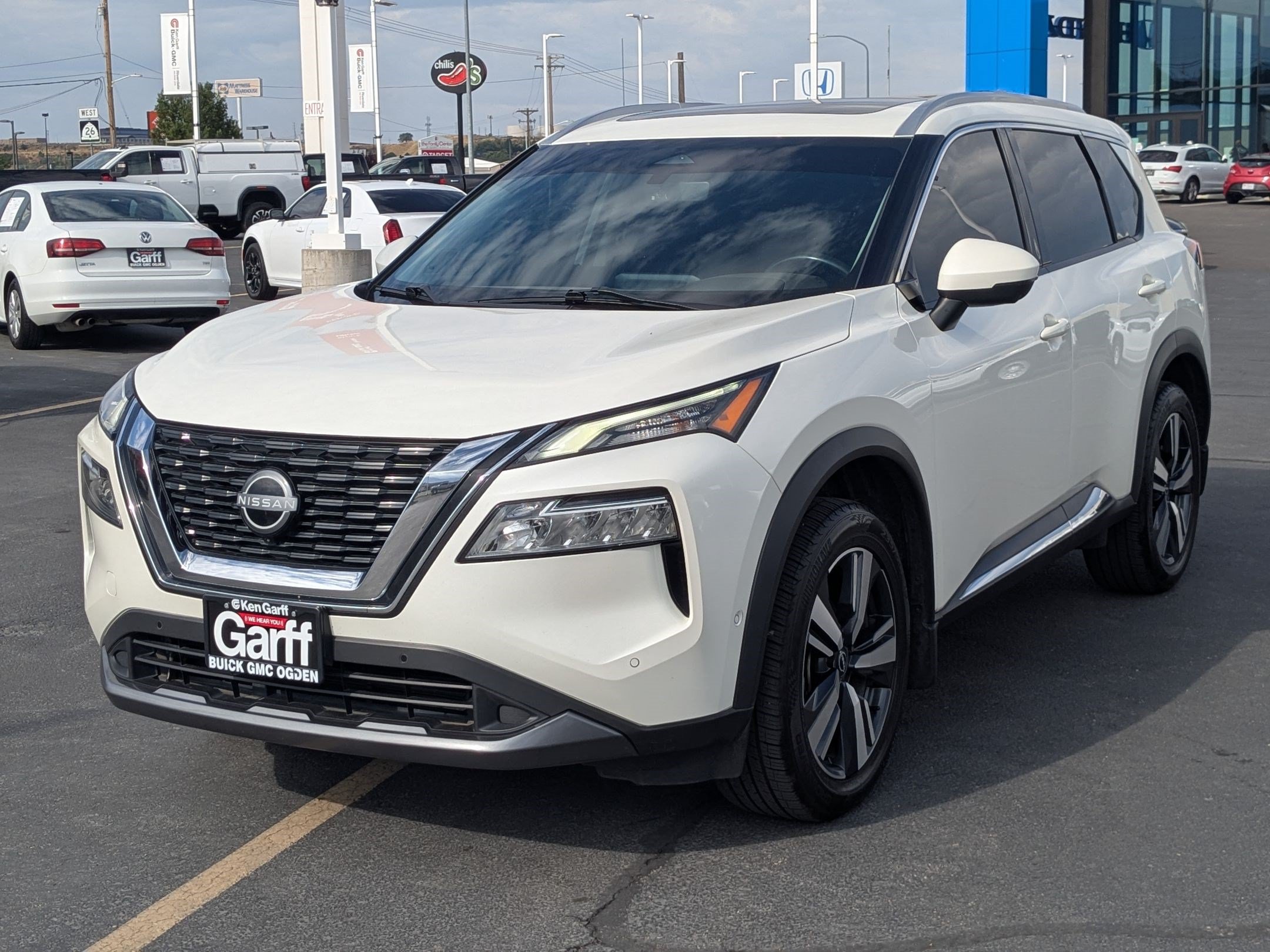 Used 2023 Nissan Rogue SL w/ SL Premium Package AWD/4WD image 8