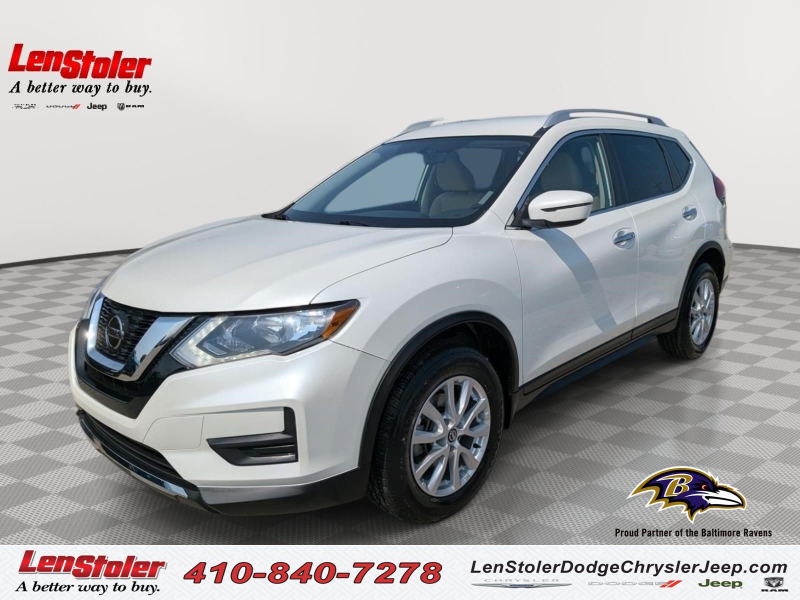 Used 2018 Nissan Rogue SV AWD/4WD image 1