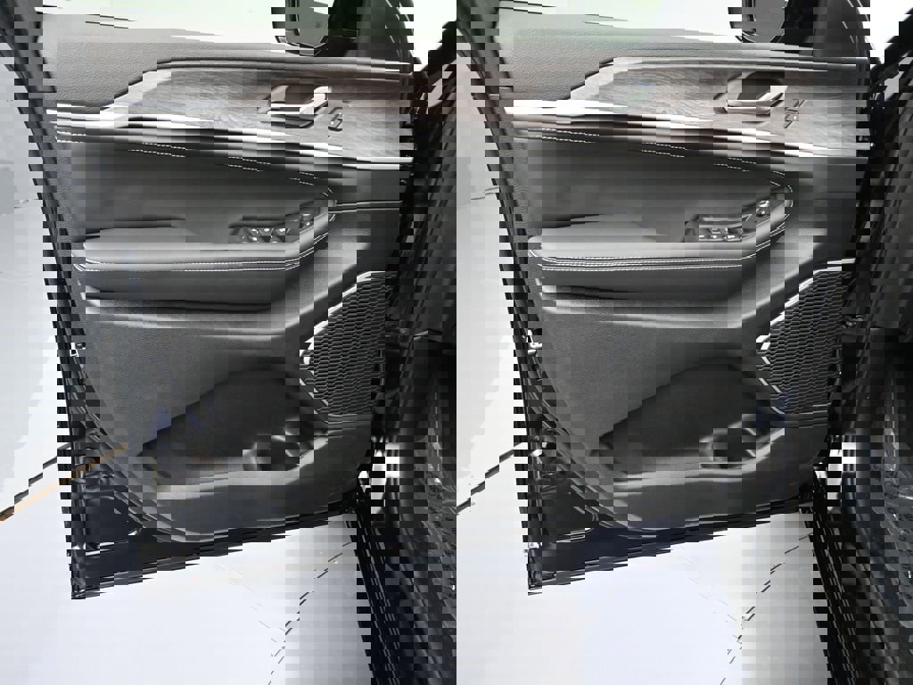 New 2026 Jeep Grand Cherokee Limited image 10