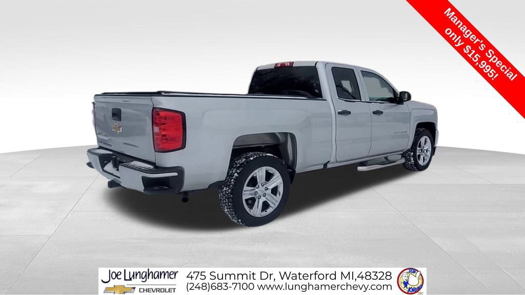 Used 2018 Chevrolet Silverado 1500 Custom w/ Custom Value Package image 9