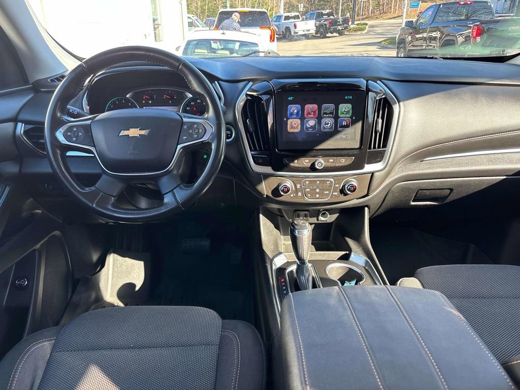 Used 2018 Chevrolet Traverse LT image 14
