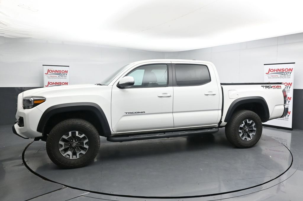 Used 2023 Toyota Tacoma TRD Off-Road AWD/4WD image 5