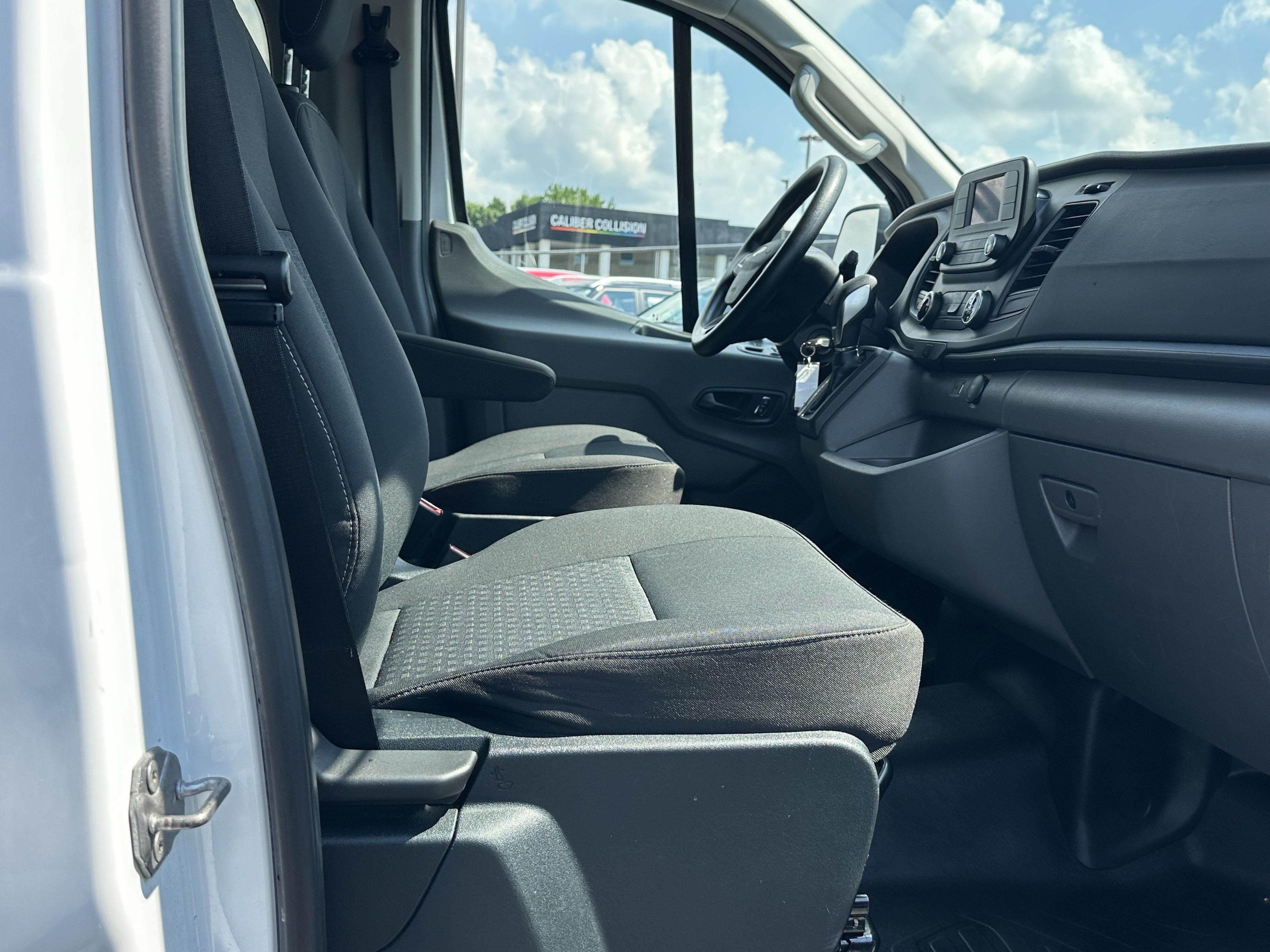 Used 2023 Ford Transit 350 XL AWD/4WD image 14