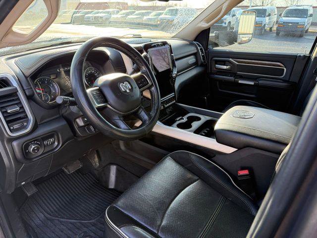Used 2019 RAM 3500 Laramie image 24