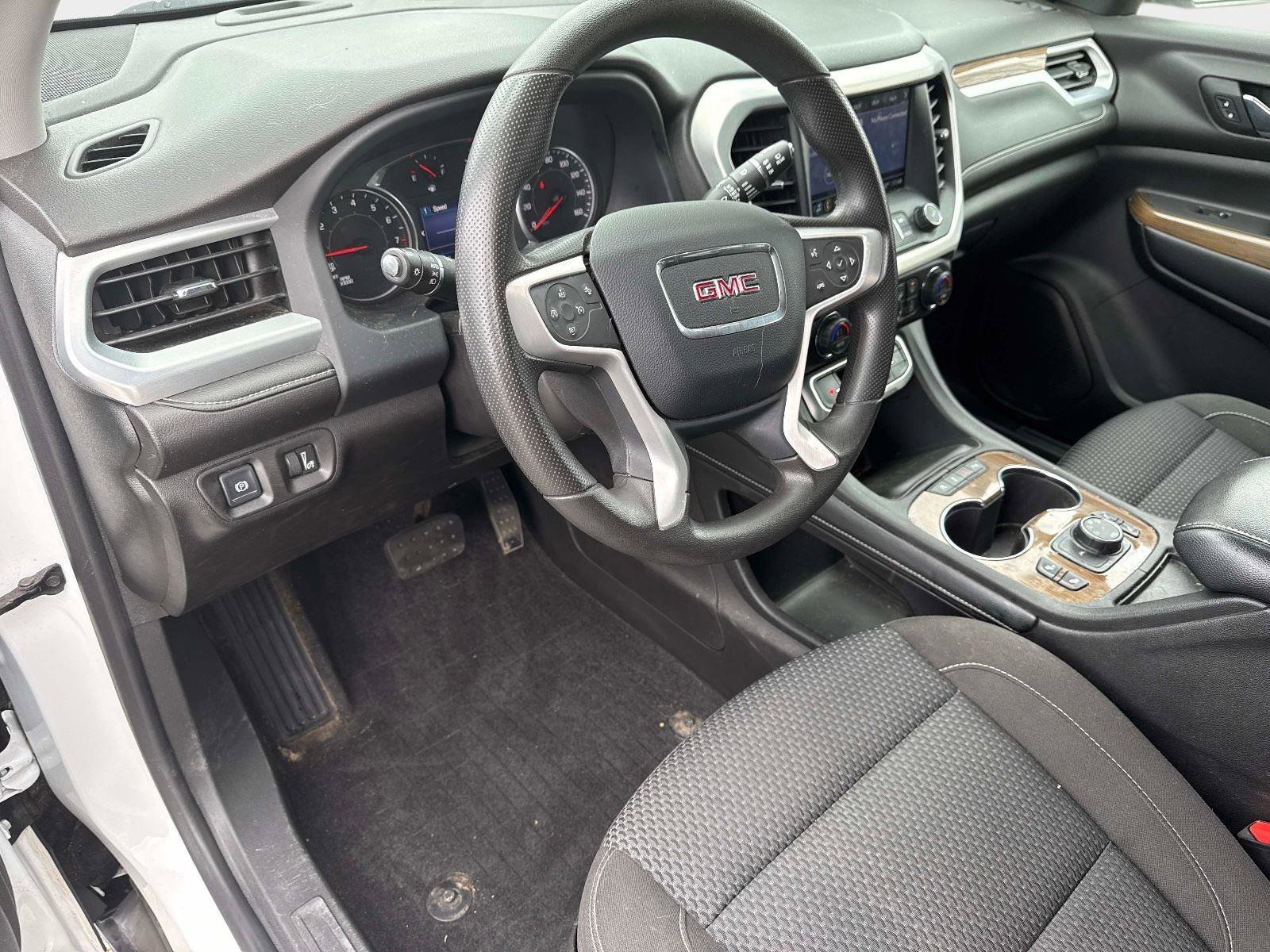 Used 2021 GMC Acadia SLE w/ Driver Convenience Package image 22