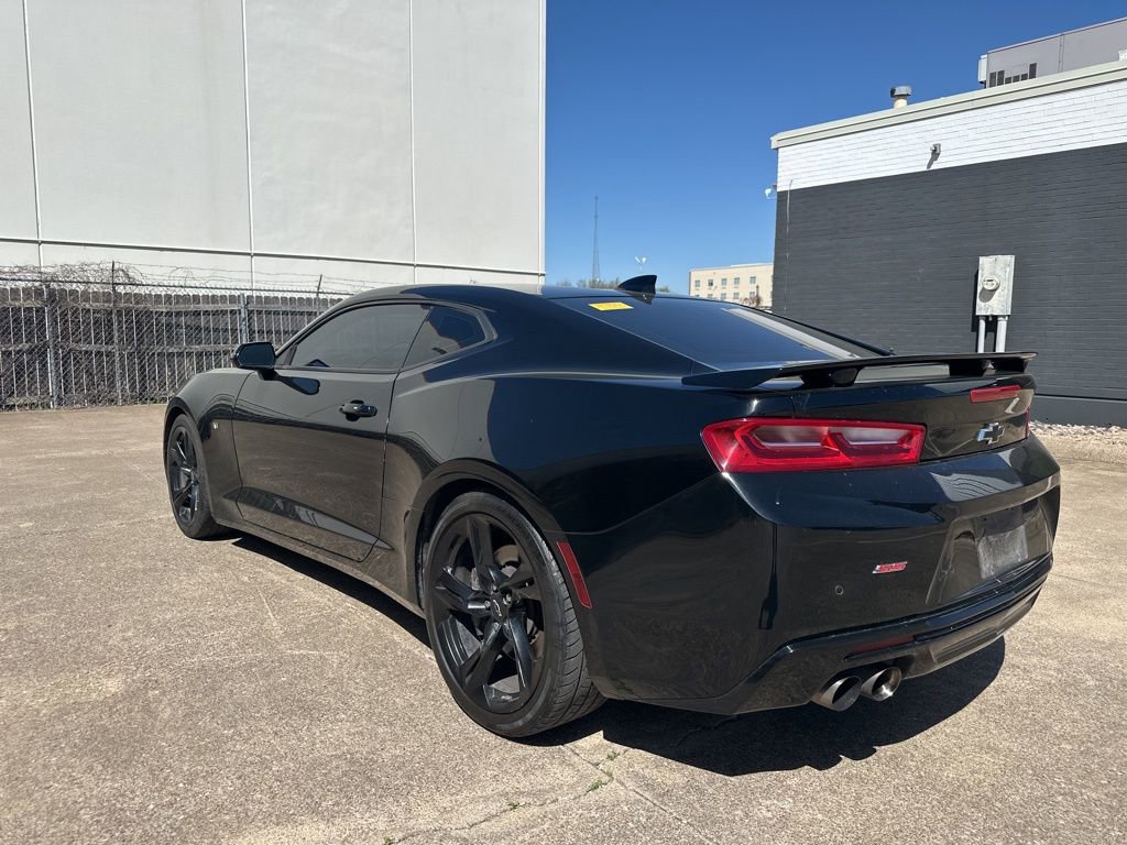 Used 2017 Chevrolet Camaro SS image 3