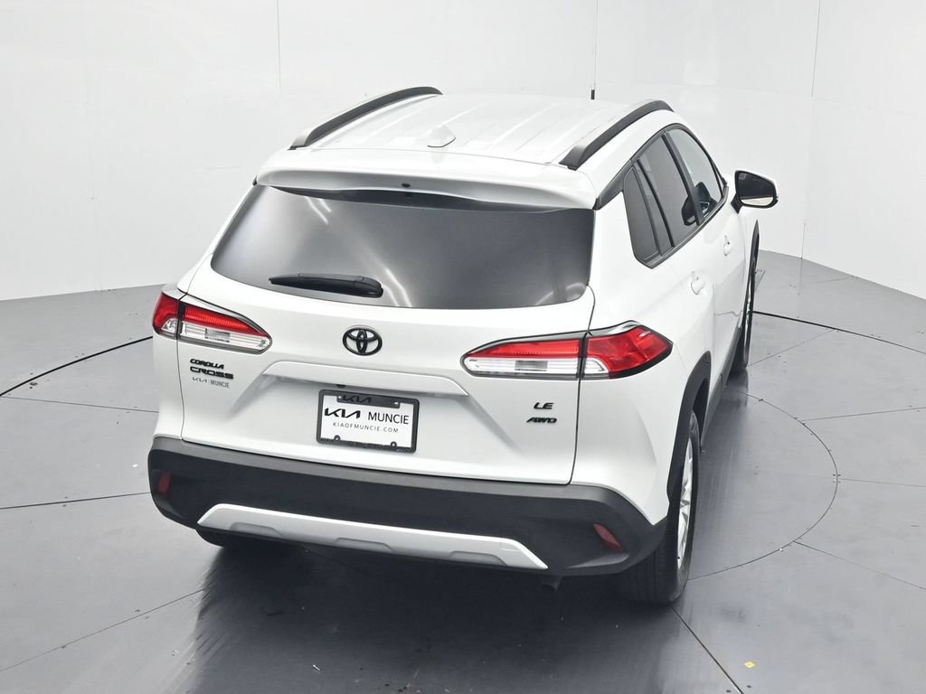 Used 2022 Toyota Corolla Cross LE w/ Black Badges Package (TMS) AWD/4WD image 49