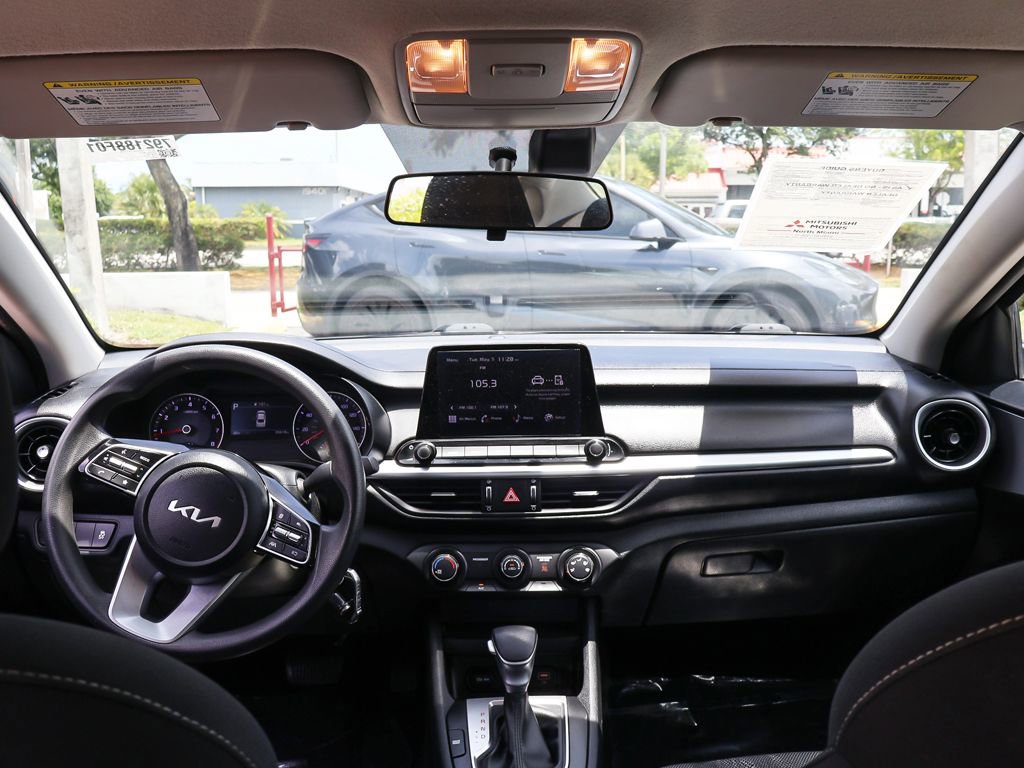 Used 2024 Kia Forte LXS FWD image 27
