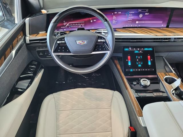 Certified 2025 Cadillac Escalade Sport Platinum AWD/4WD image 16